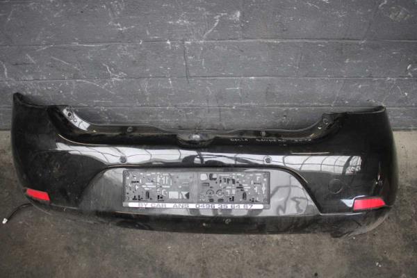 PARE CHOC ARRIERE DACIA SANDERO/ LOGAN 2012-2016 - Vue 1